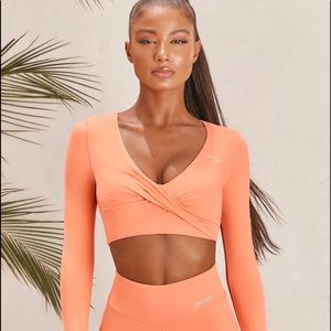 PROGRESS SLINKY LONG SLEEVE CROP TOP